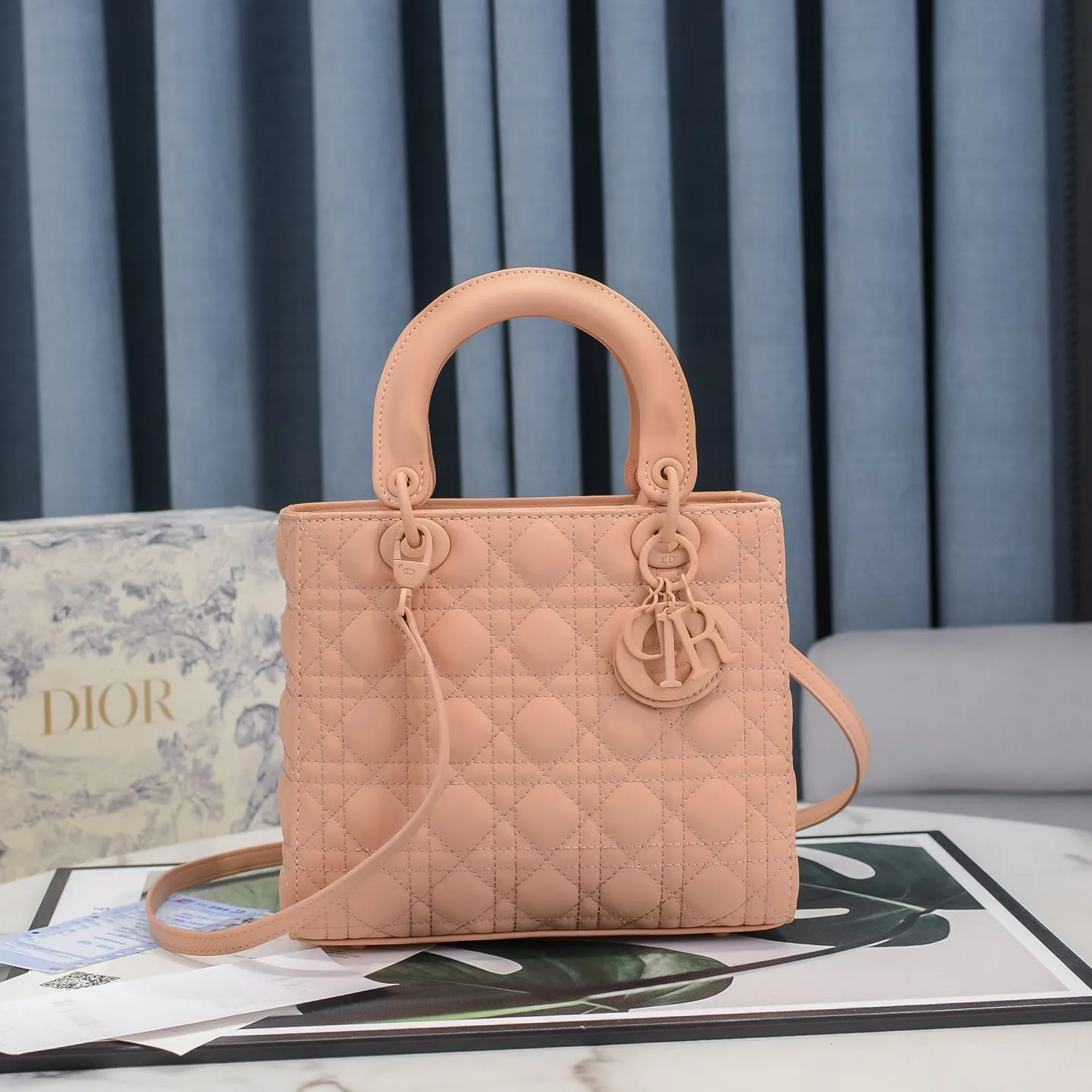 Designer Handbags DR 221