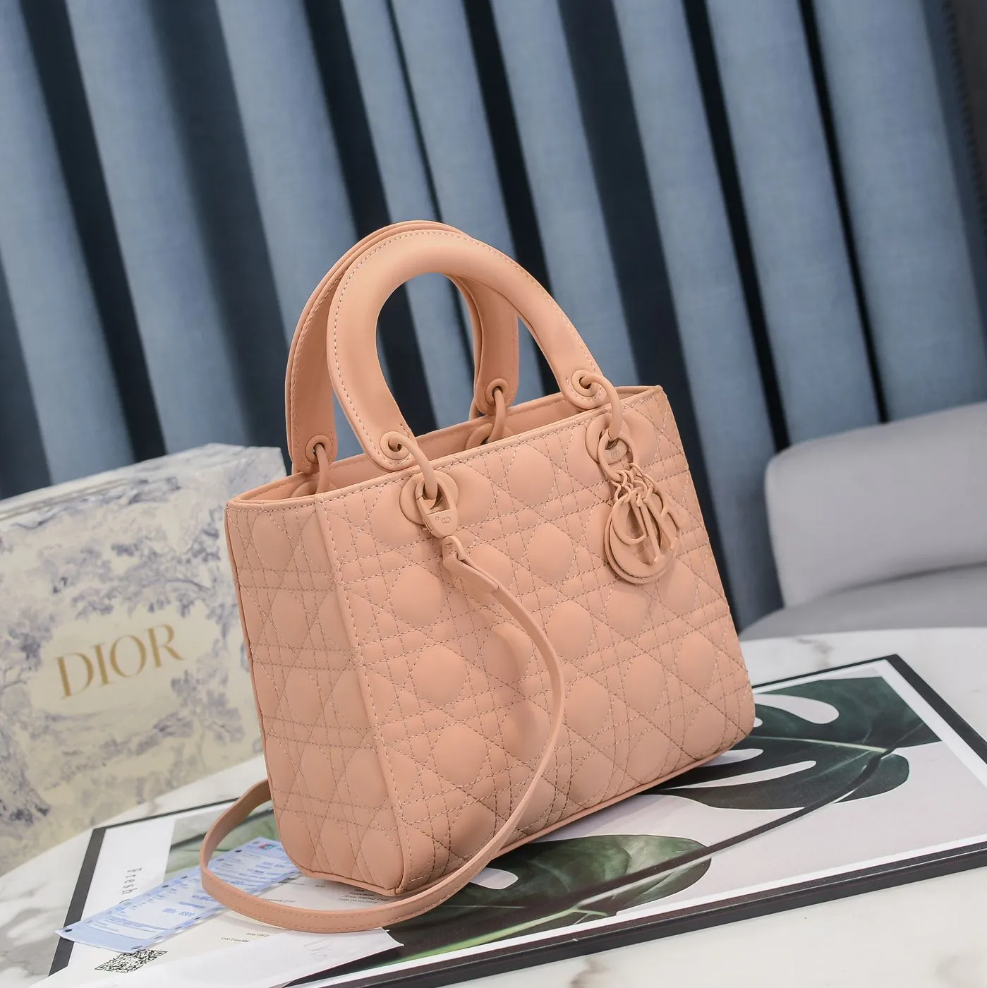Designer Handbags DR 221
