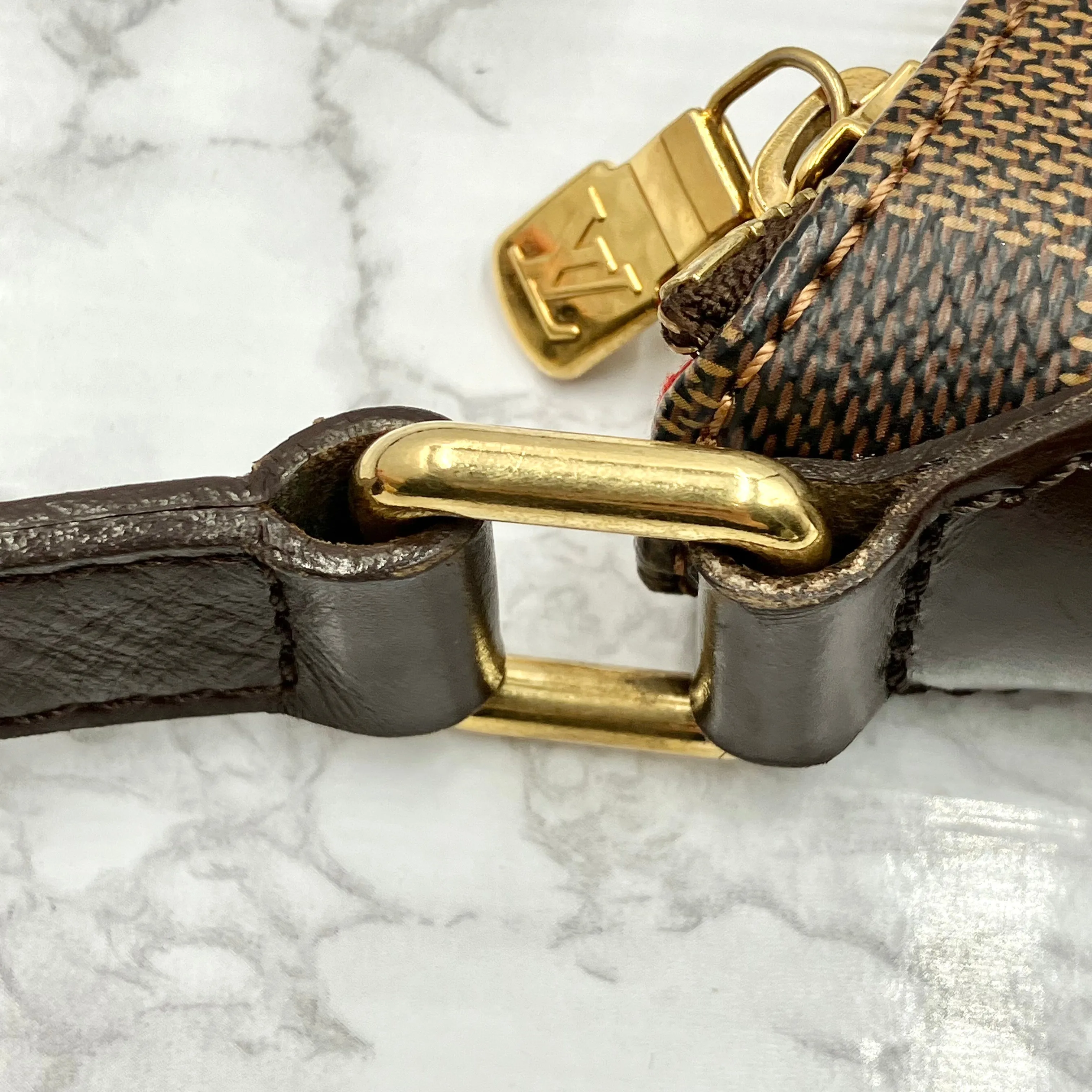 LOUIS VUITTON Damier Bloomsbury GM