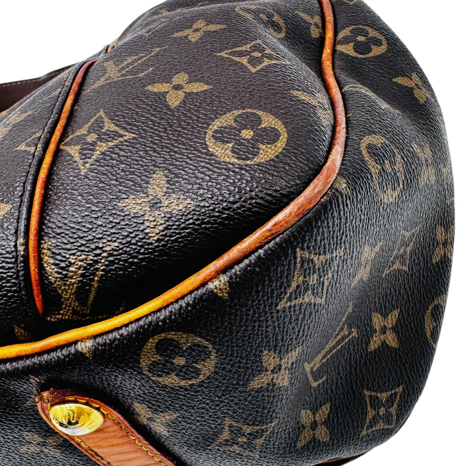 LOUIS VUITTON Monogram Galleria Bag