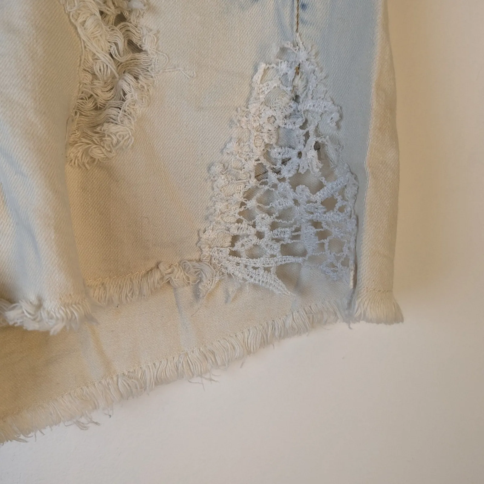Vintage Acid Washed Jean Shorts - 11
